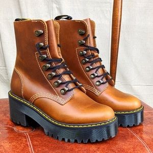 Dr Marten Leona boot Butterscotch